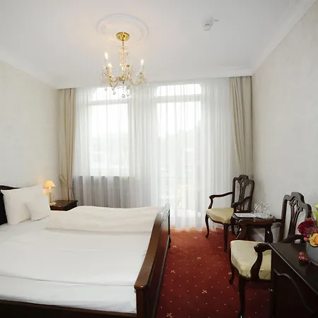 Heliopark Bad Hotel Zum Hirsch-2